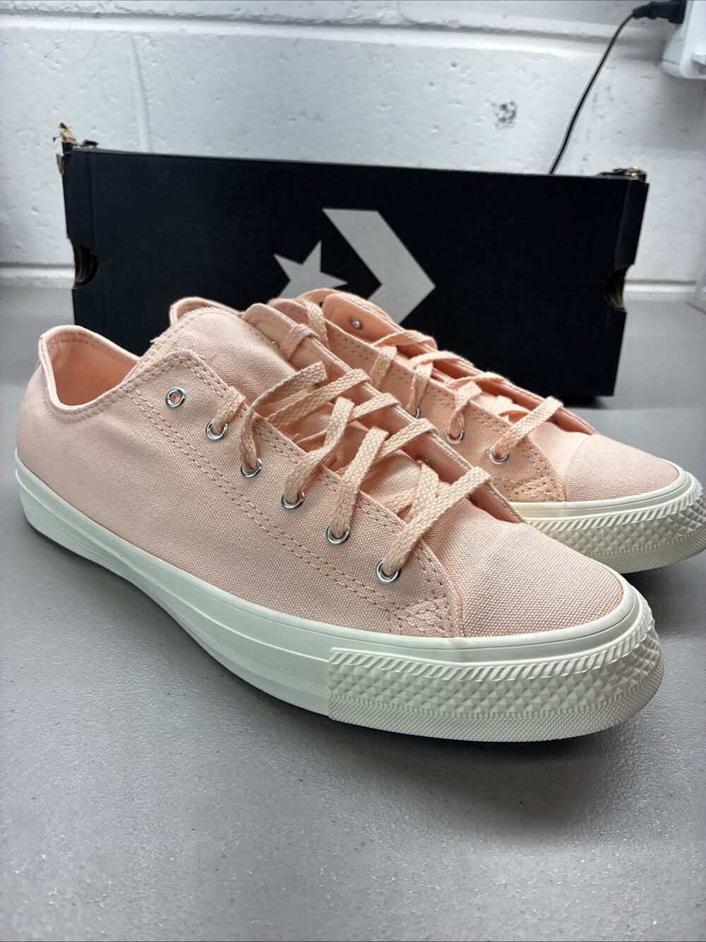 Converse CTAS Ox Soft Pink Egret Women's 9 / Men's 7 Sneakers A10967C New In Box